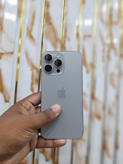 Apple iPhone 15 Pro Max jv 256gb battery health 84 condition 10 by 10