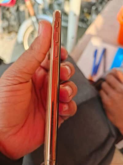 Apple iPhone XS