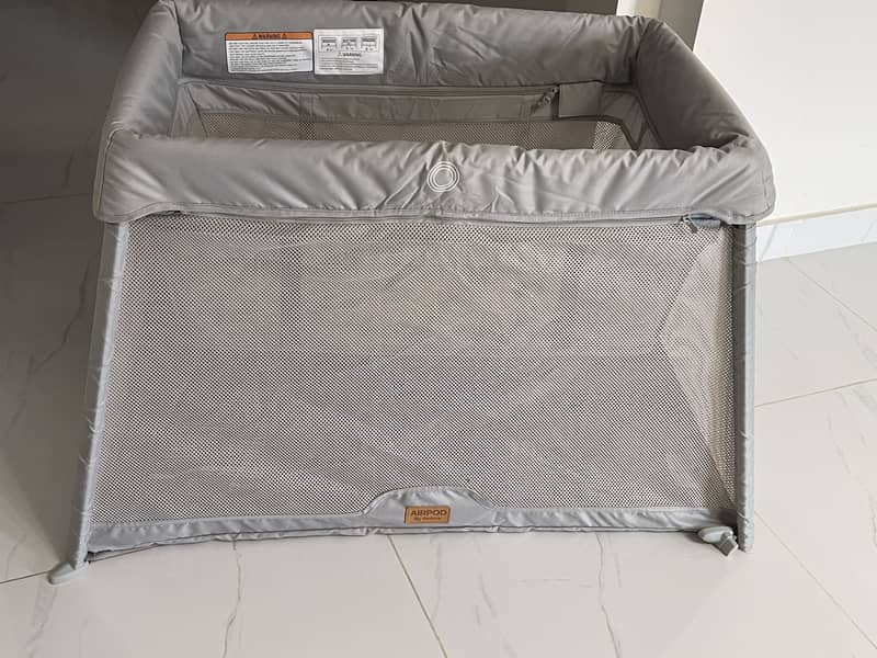 Brand new cot 4