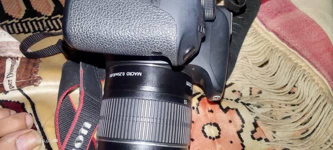 Canon D700 camera for sale.