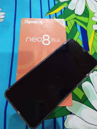Sparx Neo 8 Plus with box