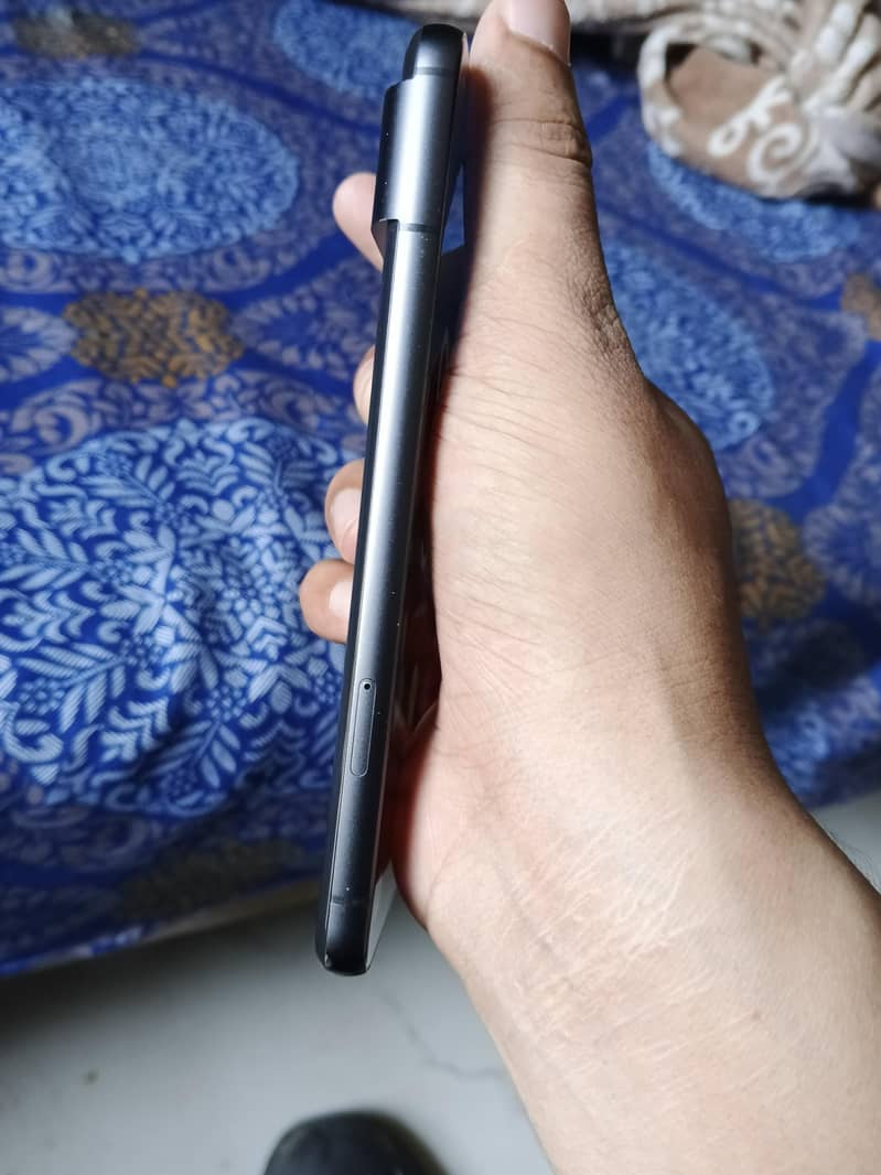 Google Pixel 8 5