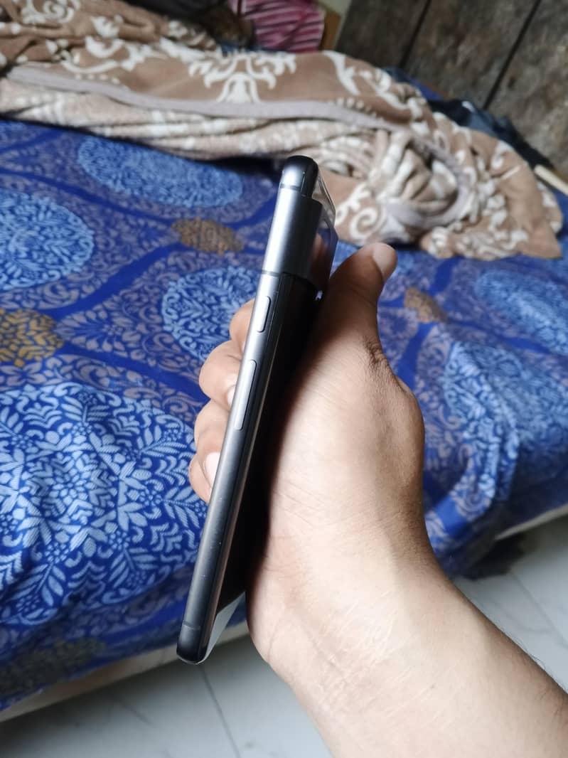 Google Pixel 8 6