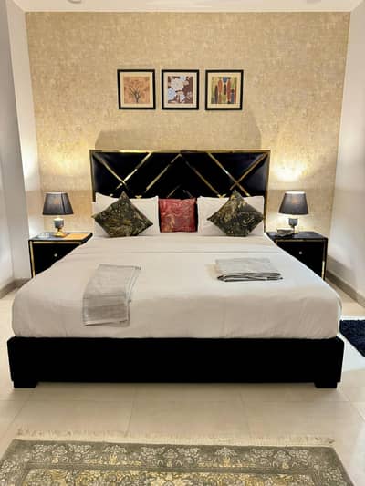 Luxury Studio Apartment Available on per day in Penta Square DHA phase-5 Lahore