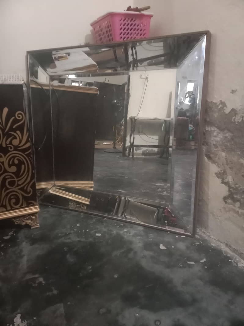 solid frame miror 0
