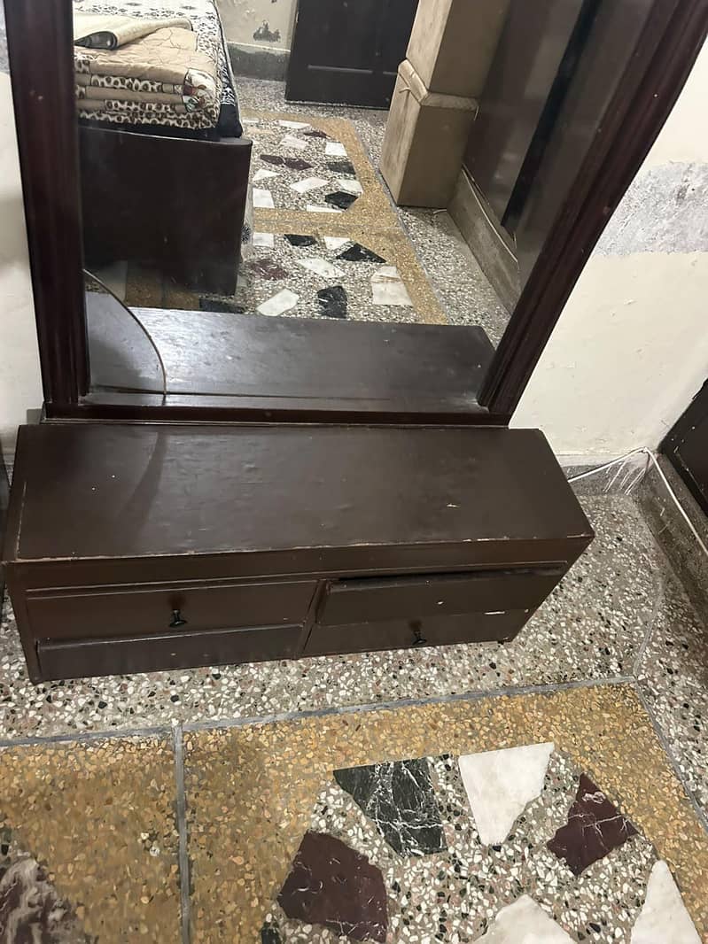 dressing mirror 1
