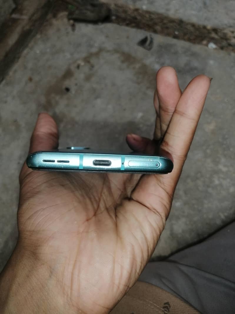 One Plus 8T 2