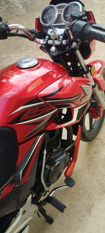 Honda CB150F (urgent sale)