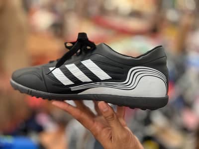 Adidas turf Gripers
