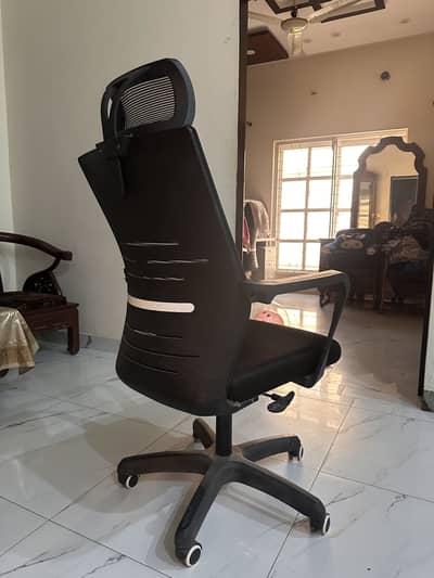 3 Office Chair Gaming chair Good condition