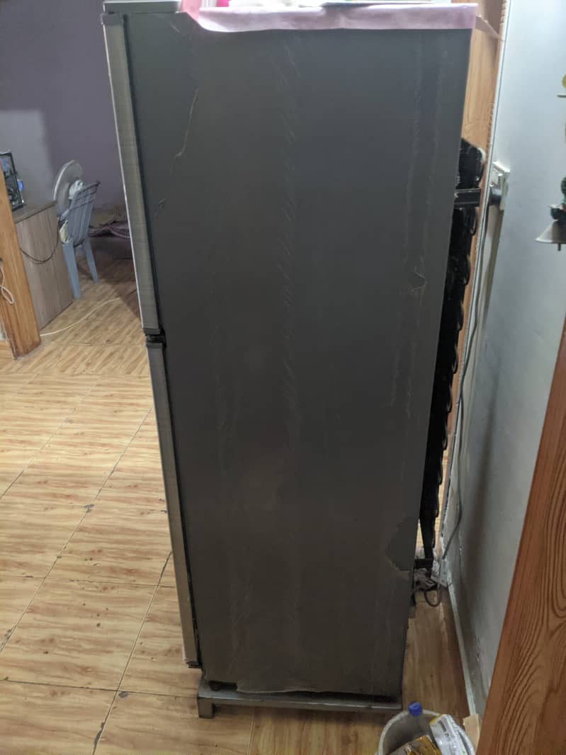 Dawlance fridge 1