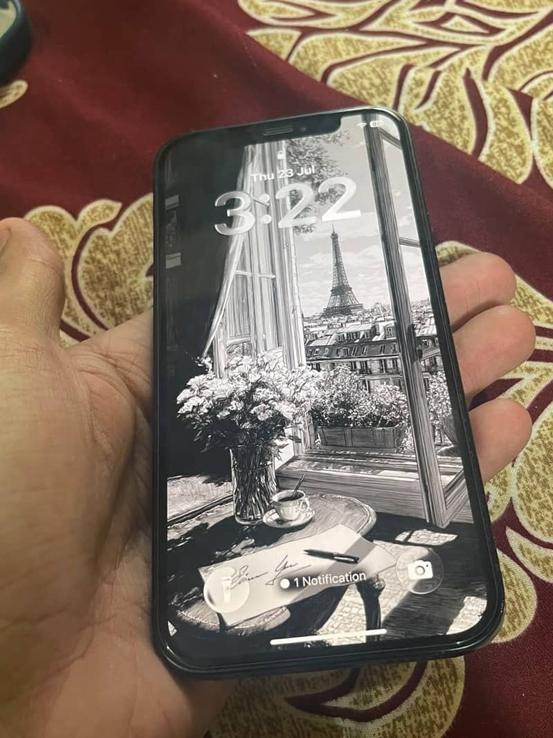 Apple iPhone 12 3