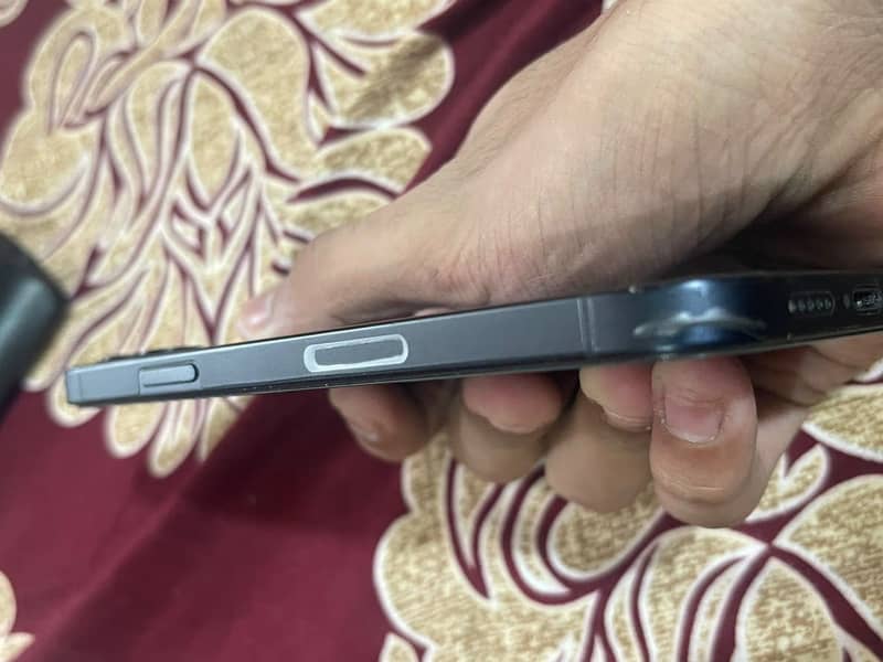 Apple iPhone 12 13