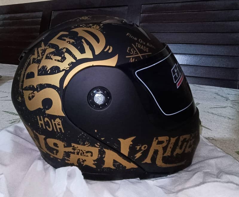 Helmet 2