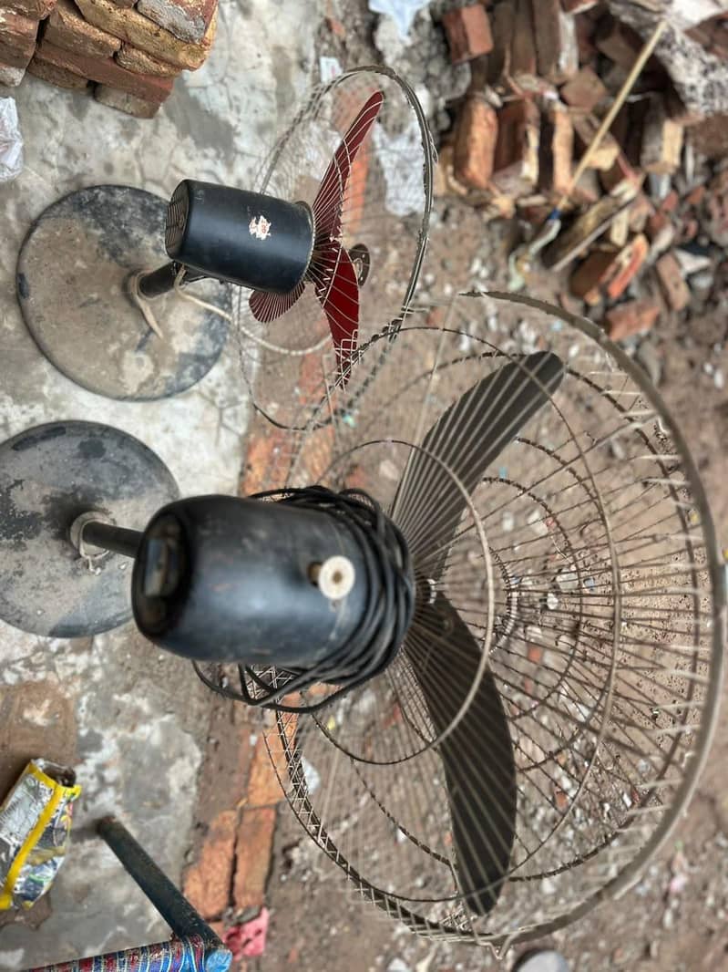 Soler table fans 1