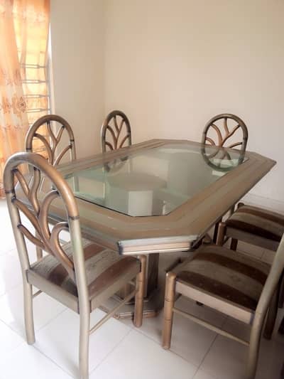 Dining table + chairs for sale