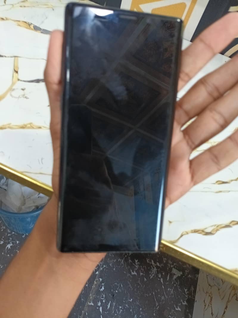 Samsung Mobile Note 9 1