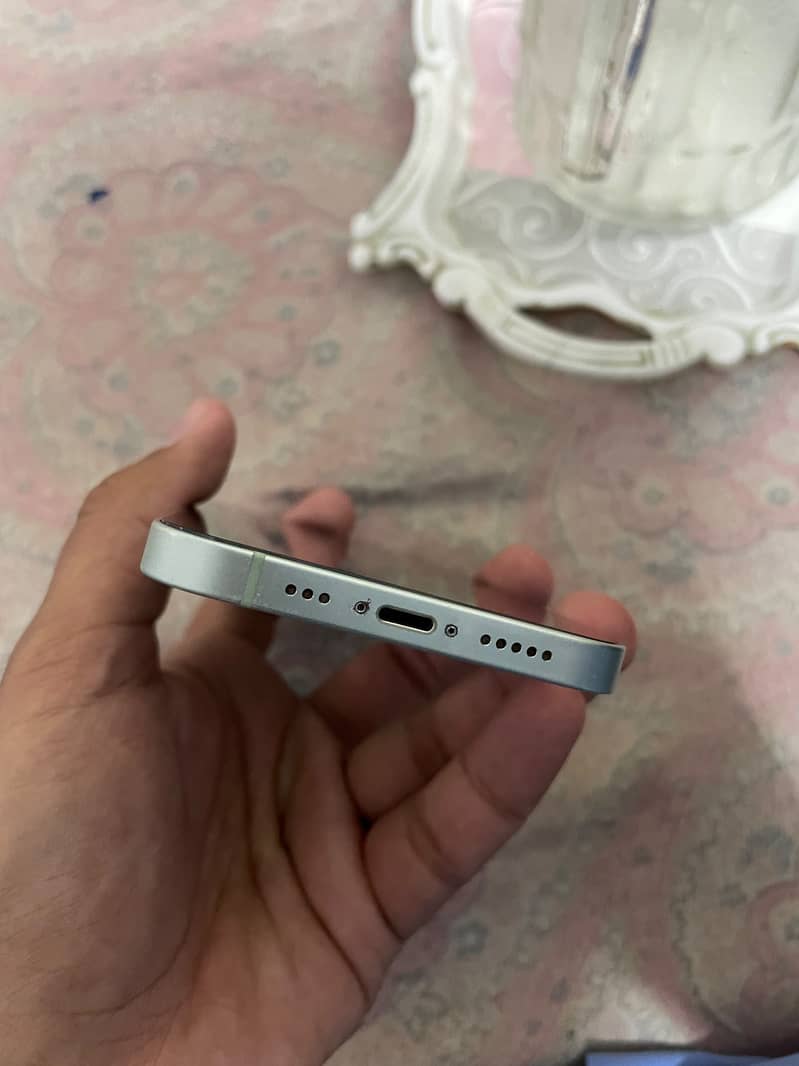 Iphone 12 4