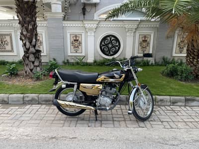 Honda 125 Gold Edition