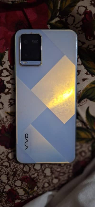 Vivo Y21