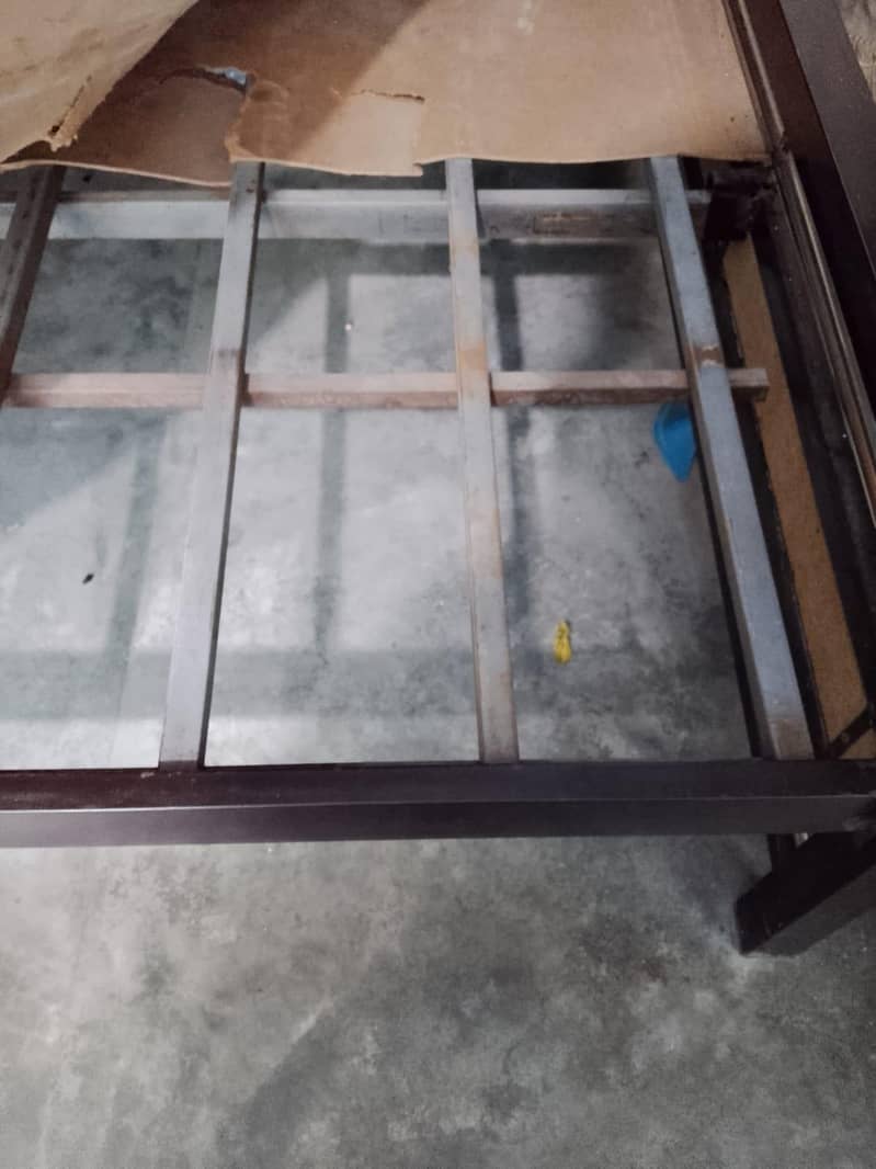 queen size bed 3