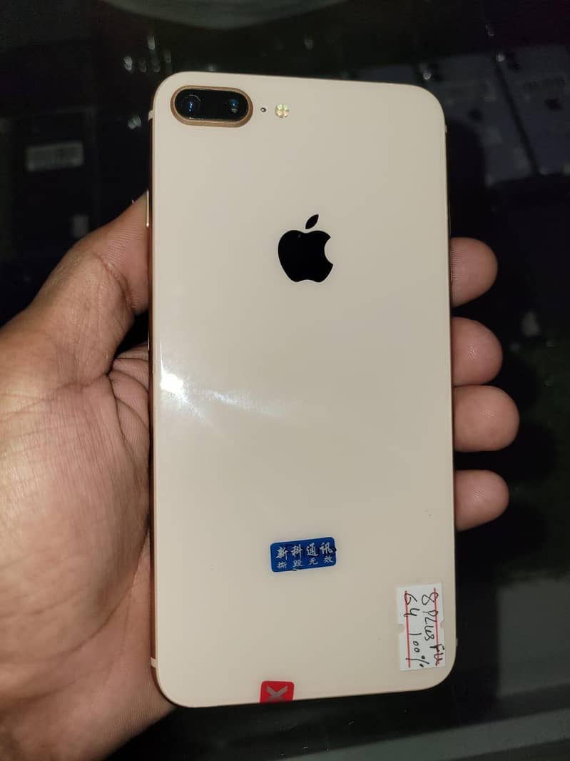 Apple iPhone 8 Plus 0