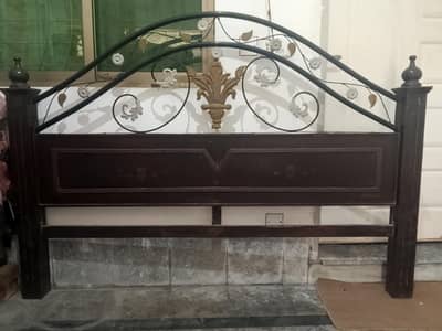 Iron King Bed Urgent sale