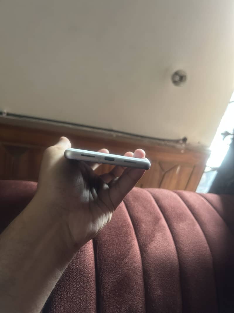 Google Pixel 7 3