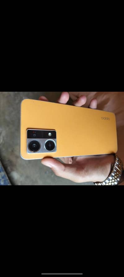 OPPO F21 Pro