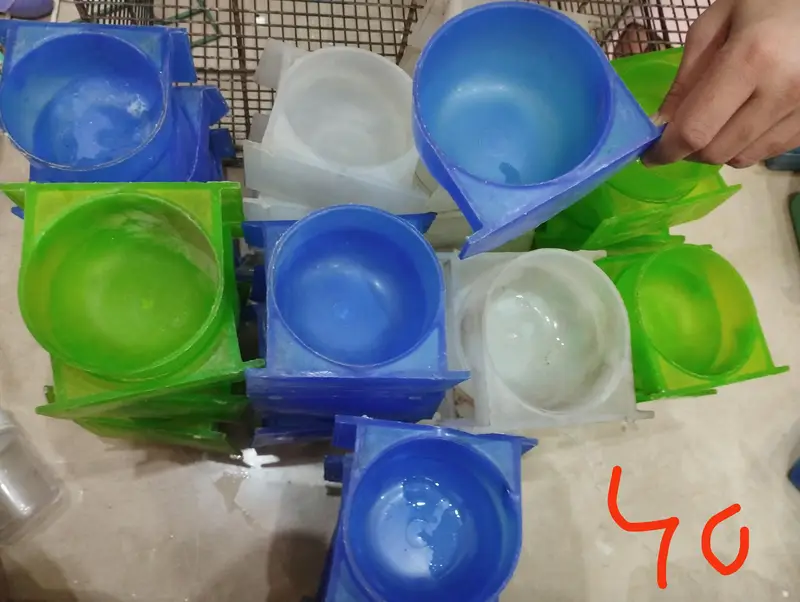 pots of birds for sale — photo 12