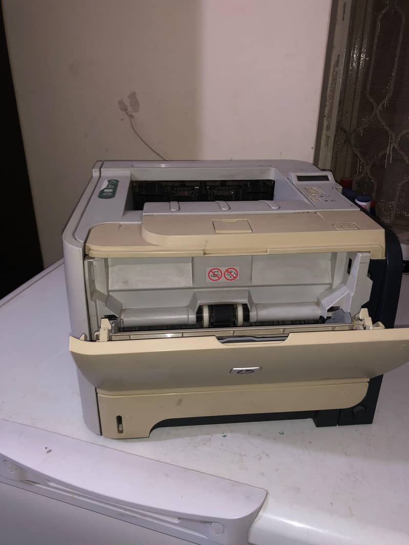 Printer hp 2055 2