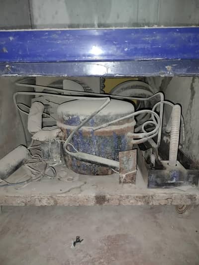 Refrigerator