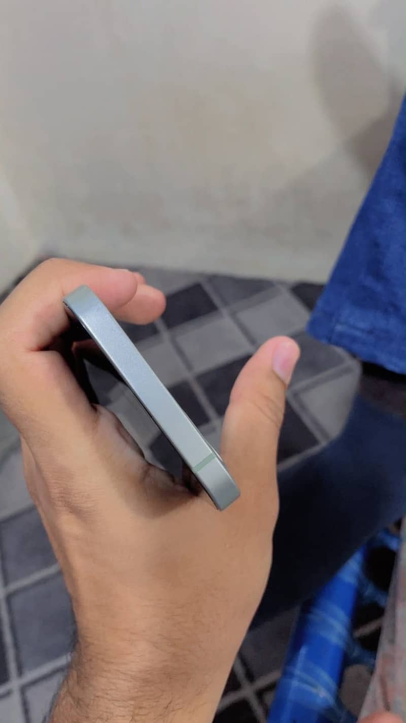 Iphone 12 3