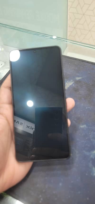 Sharp Aquos R7