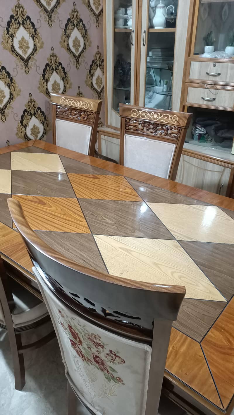 Dining table & chairs 2