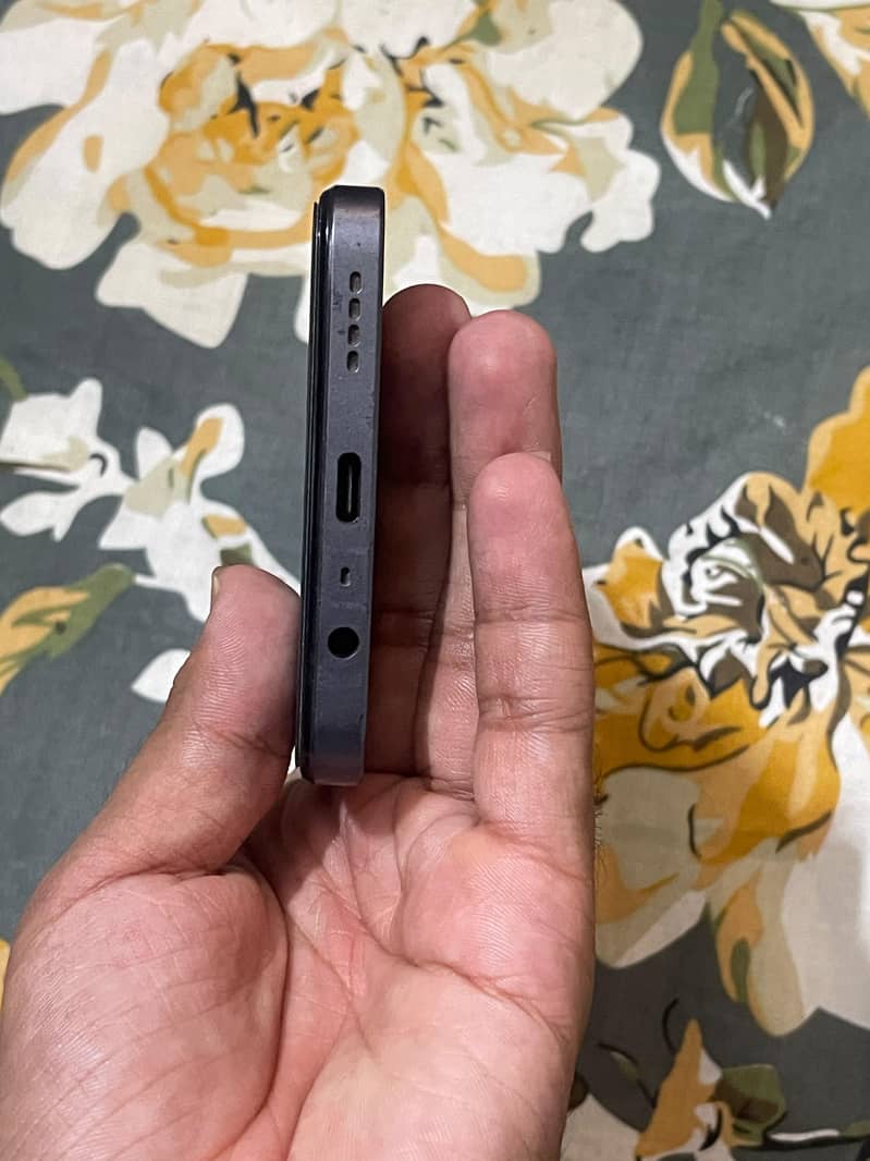 Realme Note 50 4