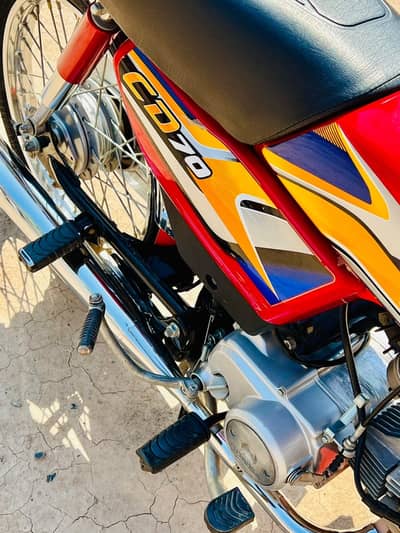 Honda CD 70 (2025)