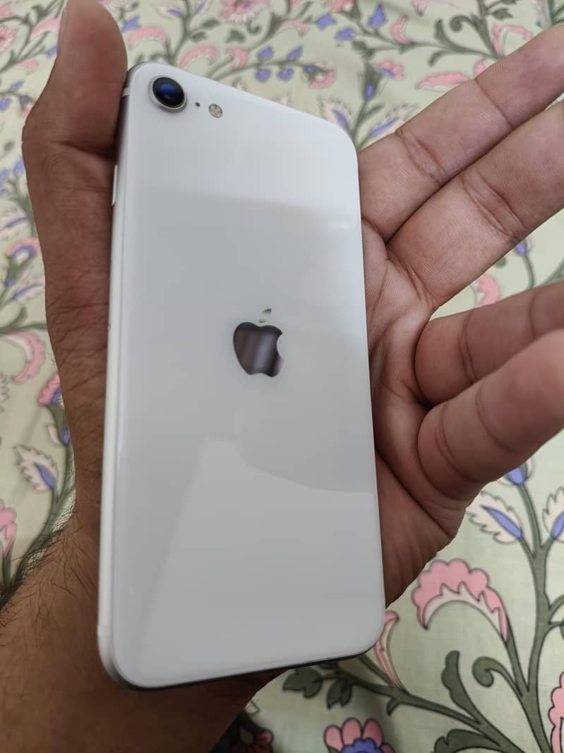 Apple iPhone SE 0