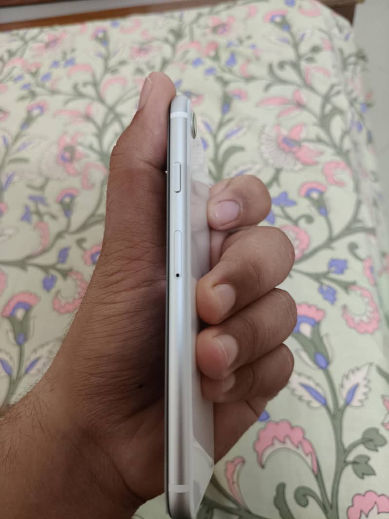 Apple iPhone SE 1