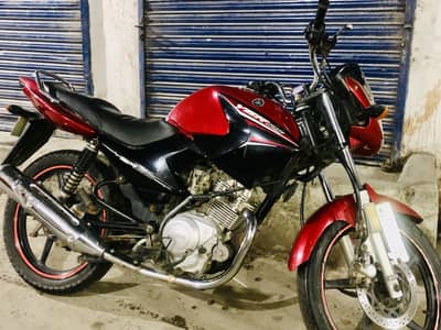 Yamaha ybr 125 2016 b