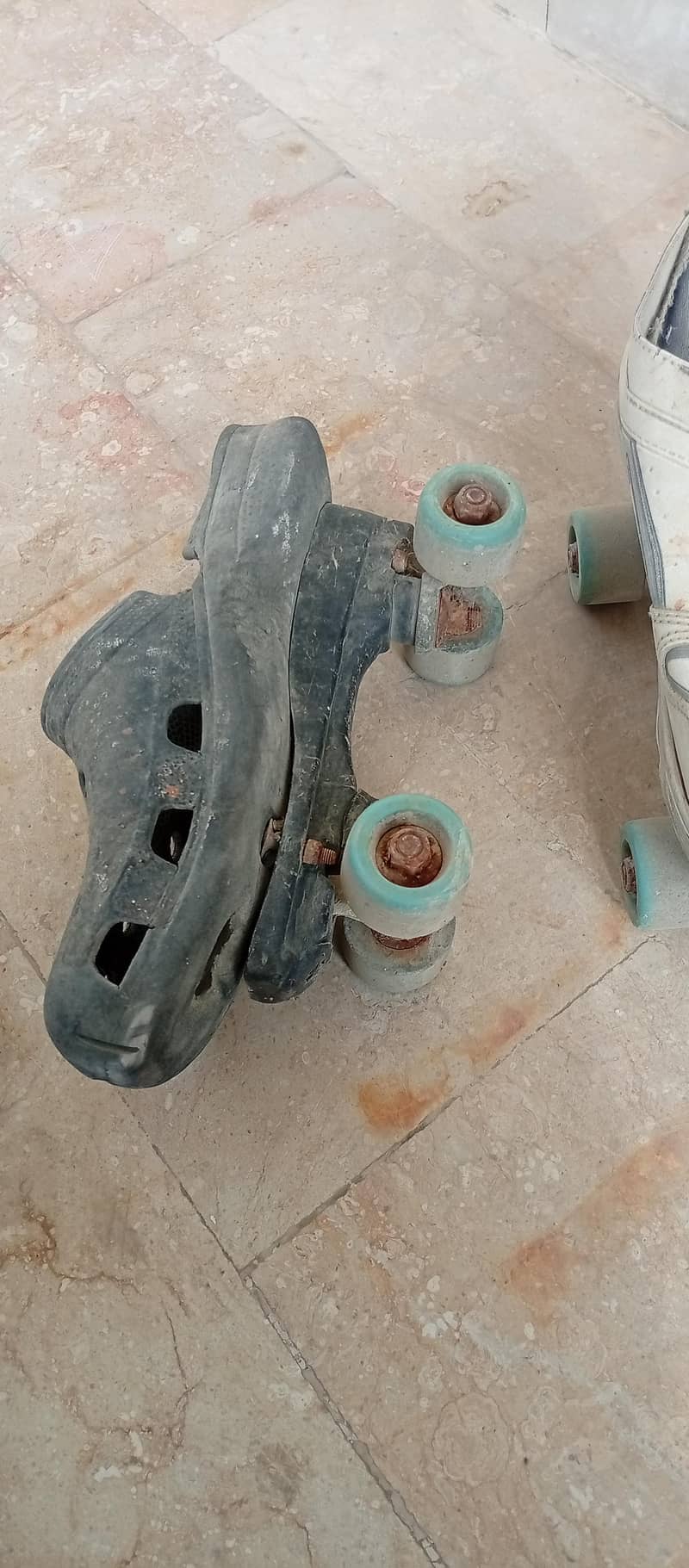 roller skates 1