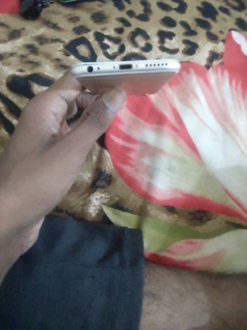 Apple iPhone 6 4