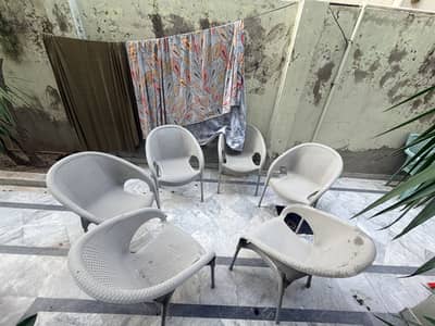 Grey Plastic Table with 6 Chairs