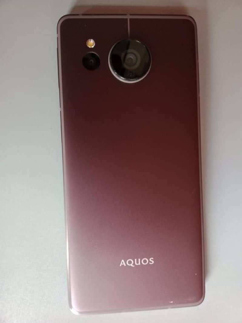 Sharp Aquos Sense7 plus 0