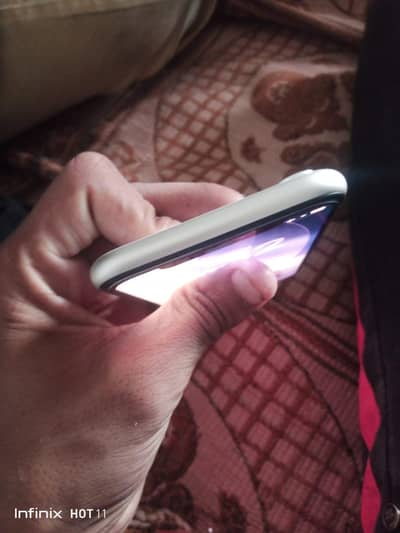 Apple iPhone 11 bypass