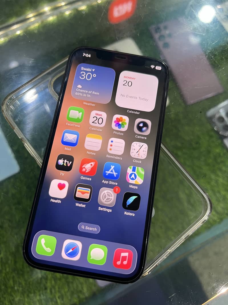 Apple iPhone 12 0