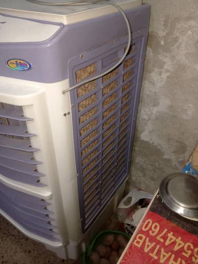 just aik month use Kiya ha new construction ha