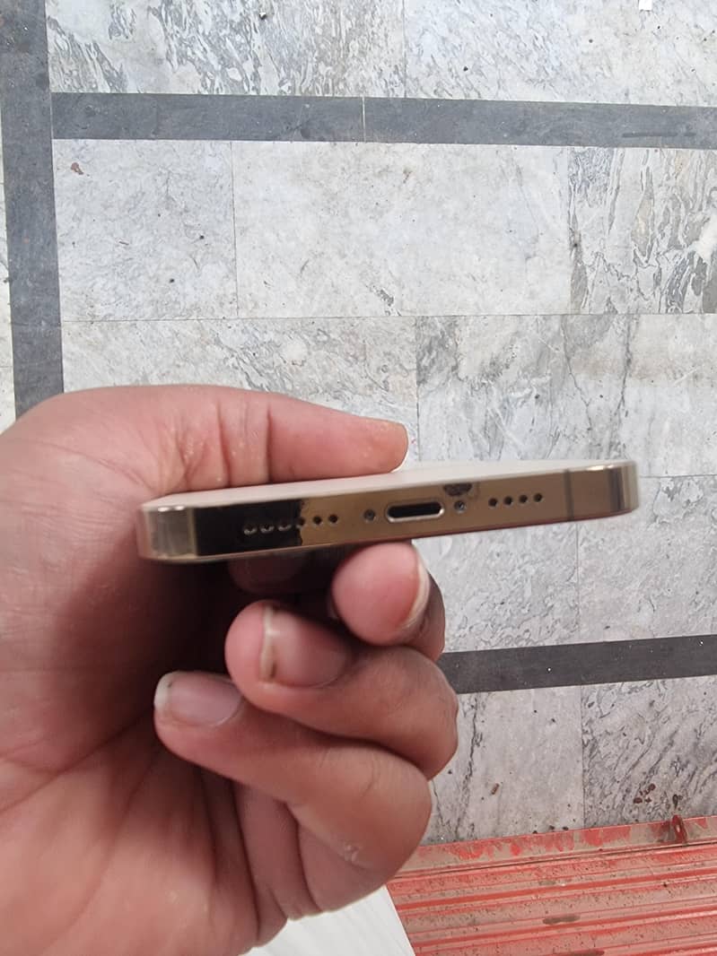 iphone 13 pro max 5