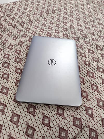 Dell XPS 13 L321X - Core i7 / 4GB RAM / Premium Metal Ultrabook