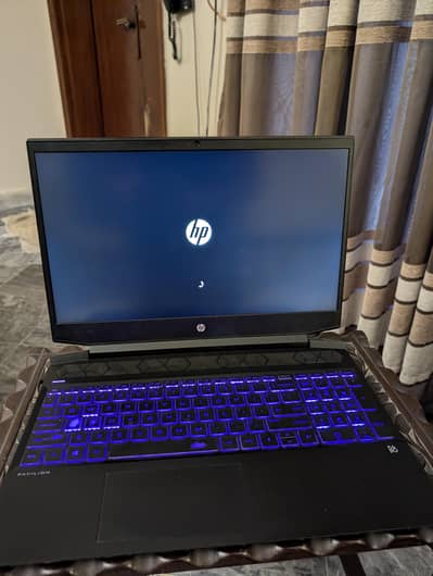 HP Pavilion Gaming Laptop | Ryzen 5 + 1650ti + 16gb ram + SSD + HDD